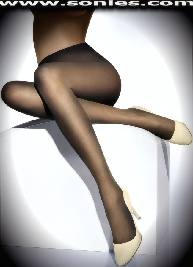 Passionately prevailing Gloria Vanderbilt sheer pantyhose