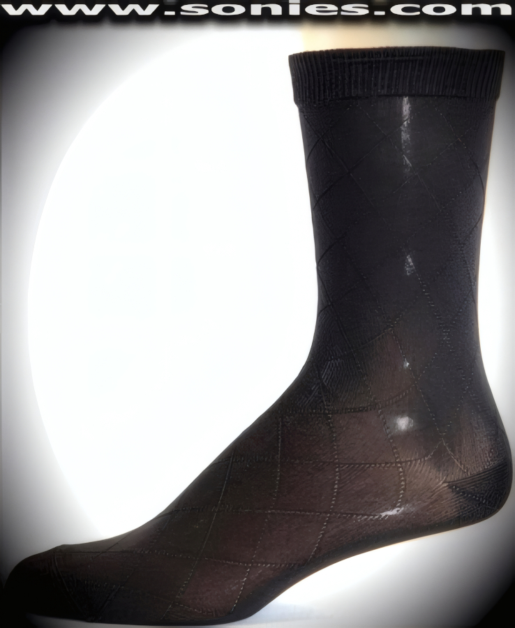 Gentleman's dress socks with diamond strand design