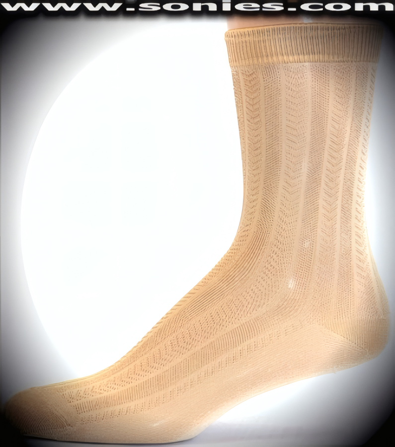 Gentlemen's dress socks with downward pointing spear