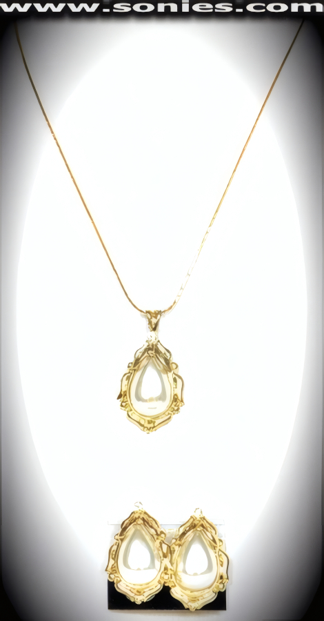 Argonautica necklace and earrings set