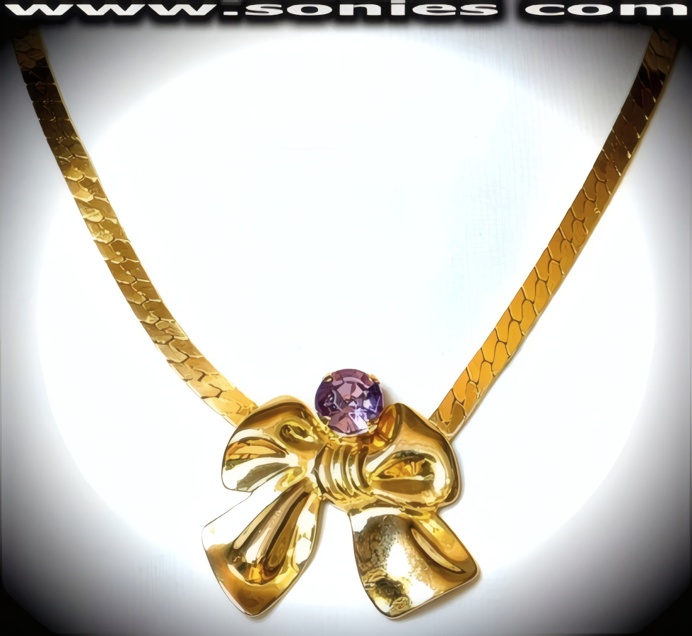 Delphi choker-style necklace
