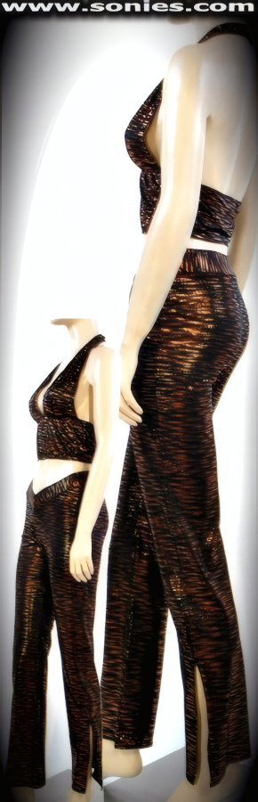 Kosciuszko Lycra halter crop top and pants set