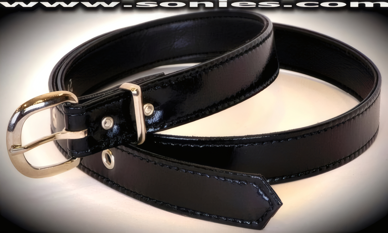 Anteros skinny vinyl �" wide belt