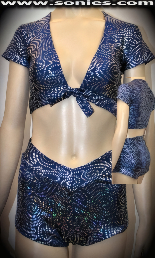 Minya Konka Silver Aztec Lycra Two-Piece Set