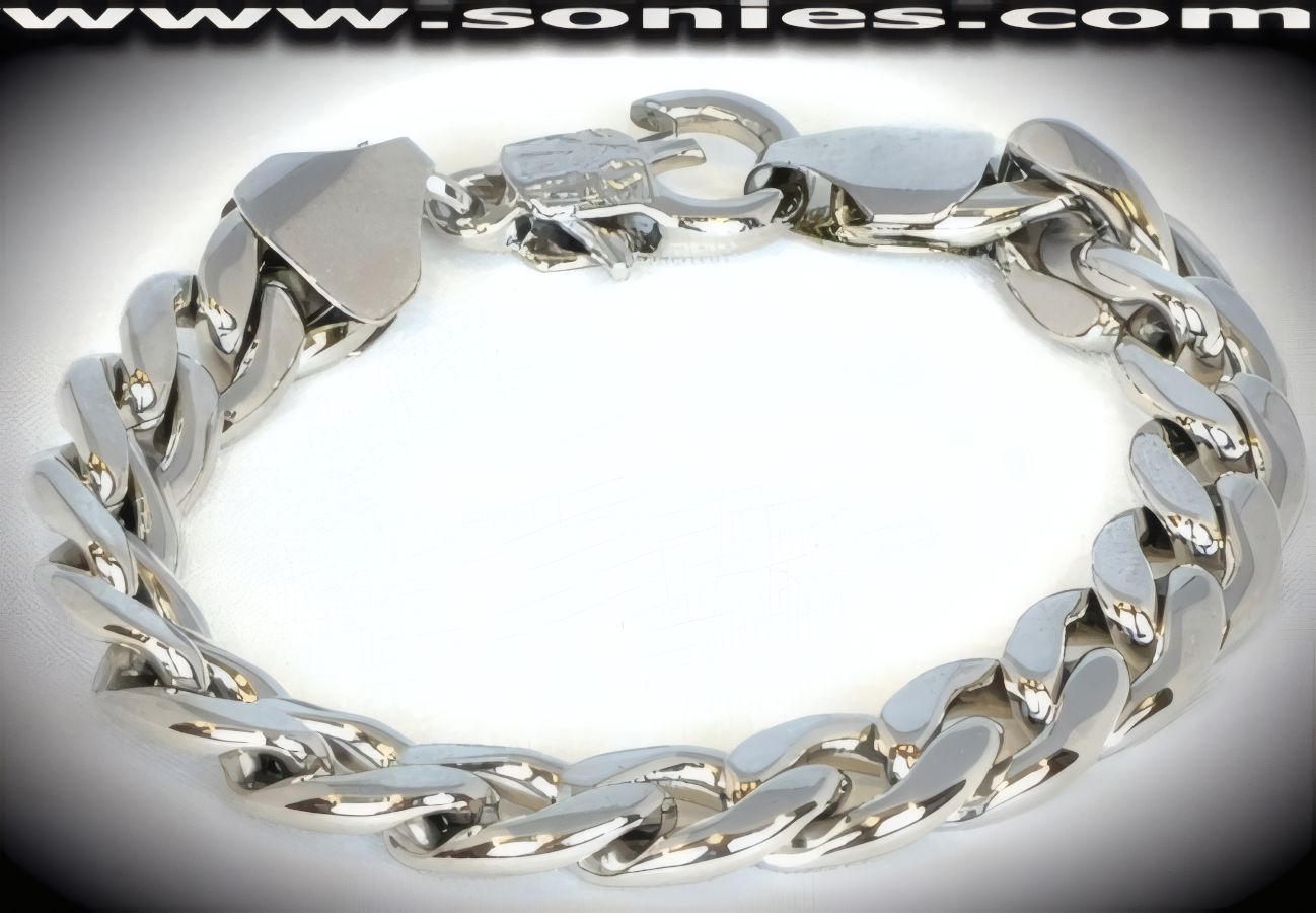 Intricate anodized silver chain bracelet