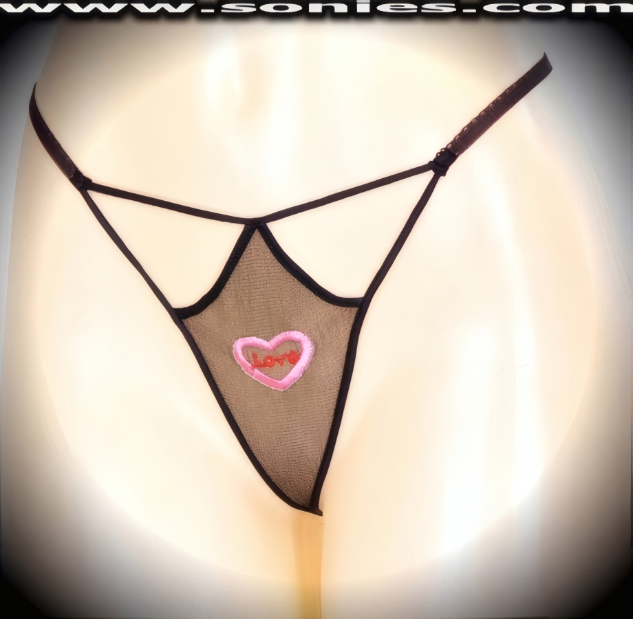 Matilde front cutout panty with embroidered love heart